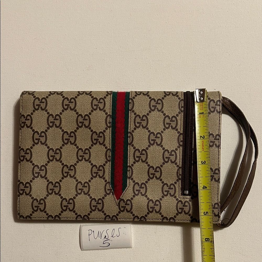 Gucci Vintage Beige and Brown Monogram Clutch - Picture 4 of 7